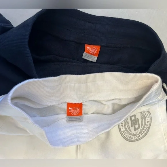 Vintage Nike The Athletic Dept Beaverton Oregon bundle of 2 shorts Sz-M.  W18 - Picture 7 of 12